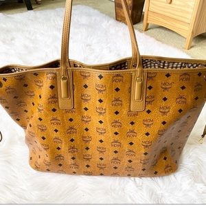 MCM Tote WITH POUCH